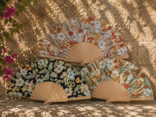 xilini ventalia laxouria Ξύλινη βεντάλια με λουλούδια και λαχούρια - Image 1